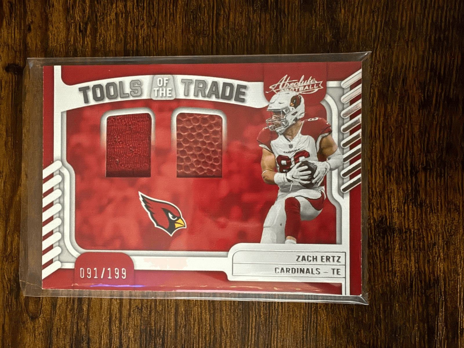 2022 Panini Absolute Tools of the Trade Dual Relic /199 Zach Ertz #TTD-17