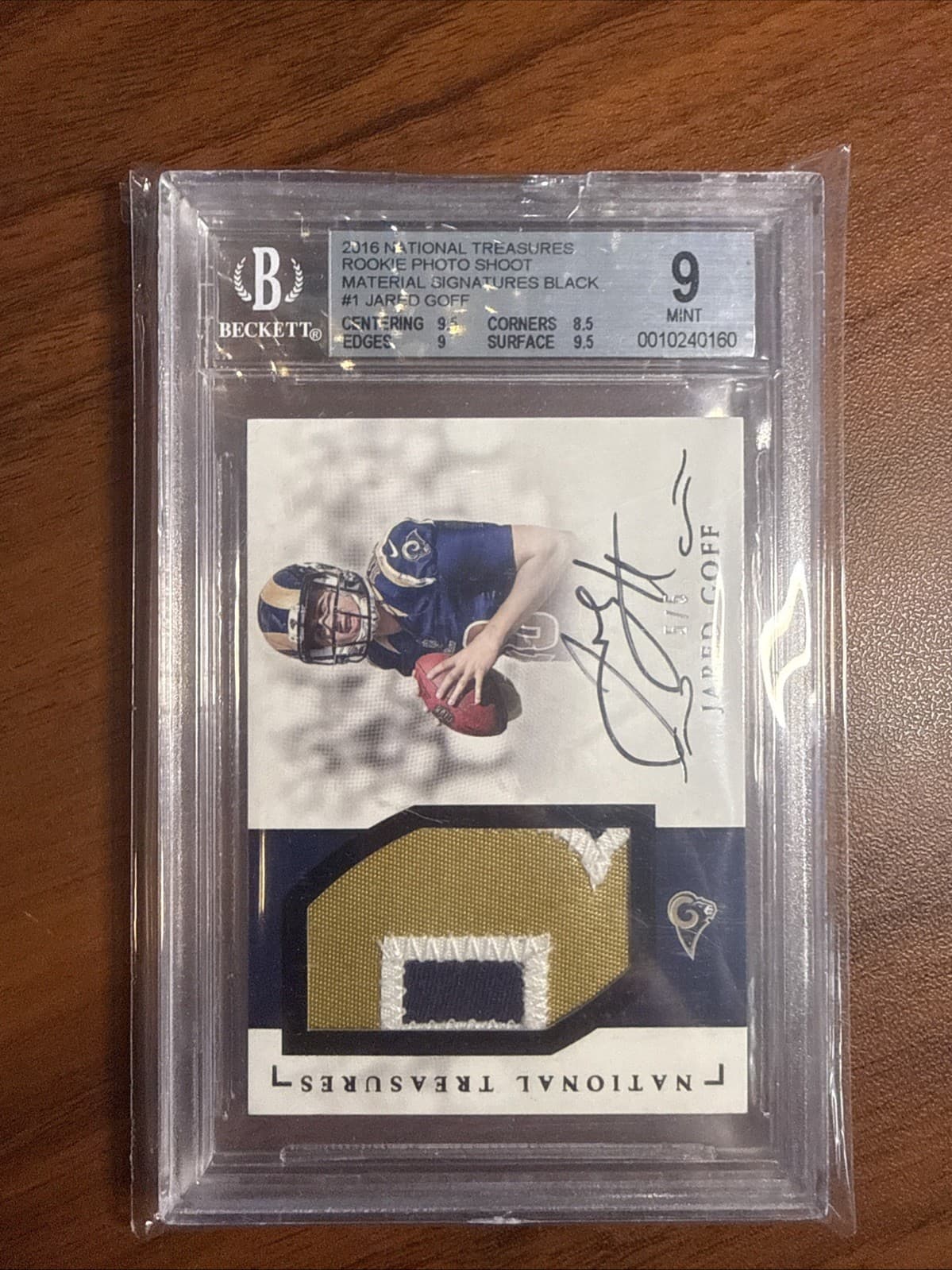 2016 Panini National Treasures Jared Goff Auto /5