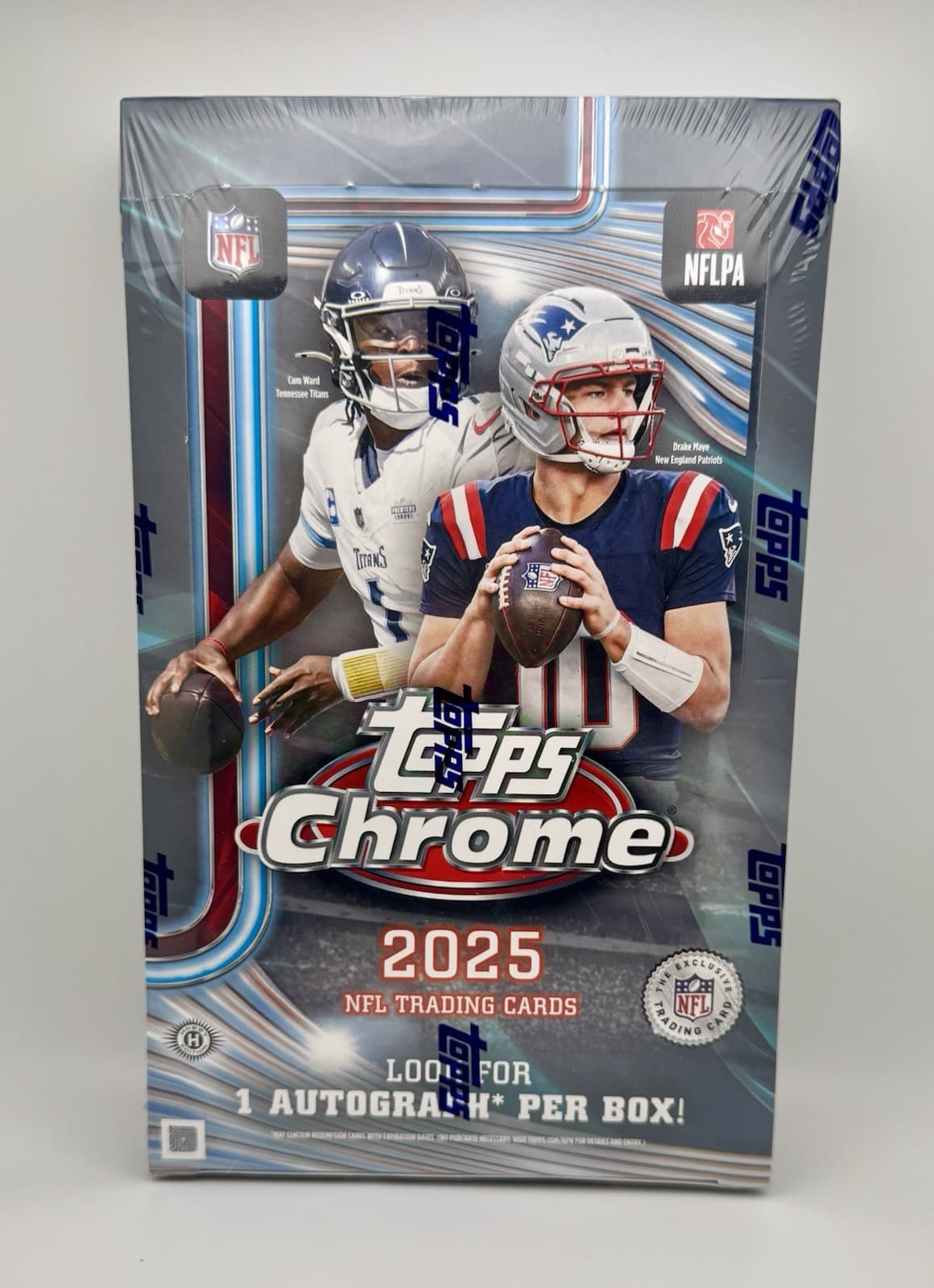 2025 Topps Chrome Football NFL Hobby Box