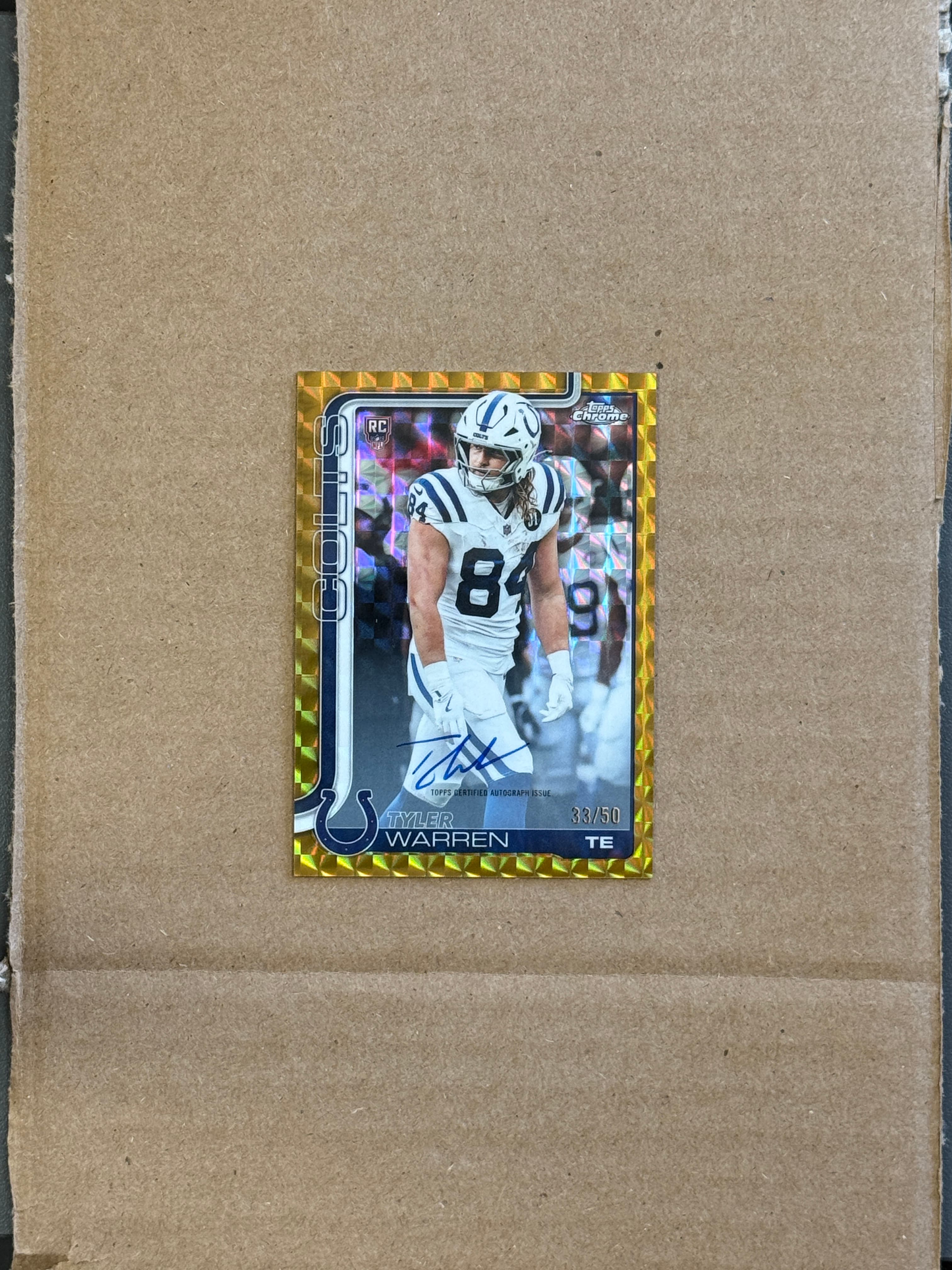 2025 Topps Chrome Football Tyler Warren Geometric Auto RC /50