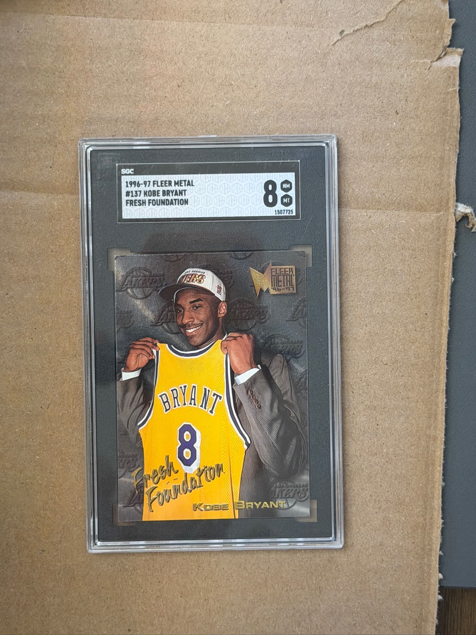 Fleer Metal Kobe Bryant Fresh Foundation #137 SGC 8