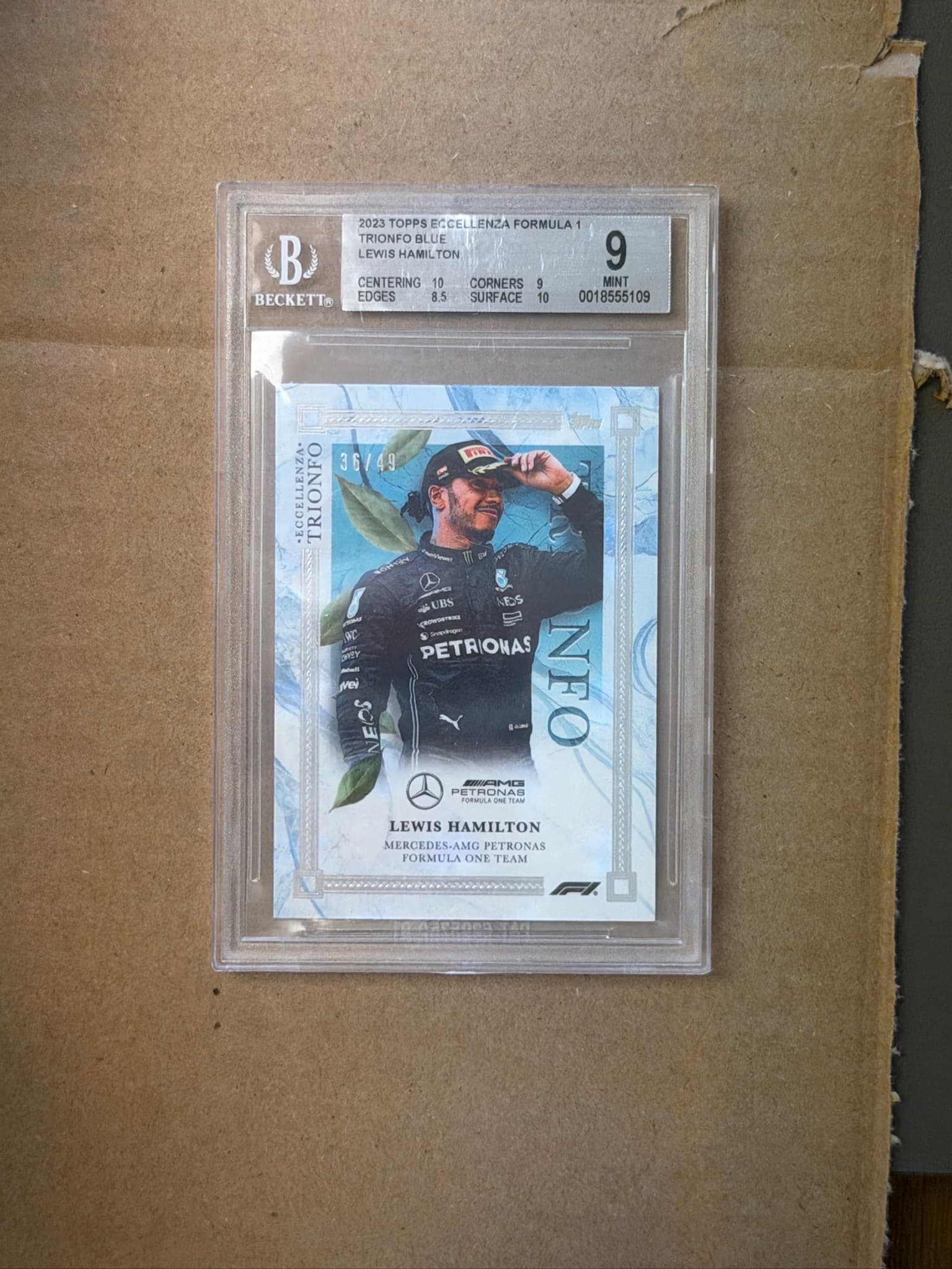 2023 Topps Eccellenza Formula 1 Lewis Hamilton Trionfo /49 BGS 9