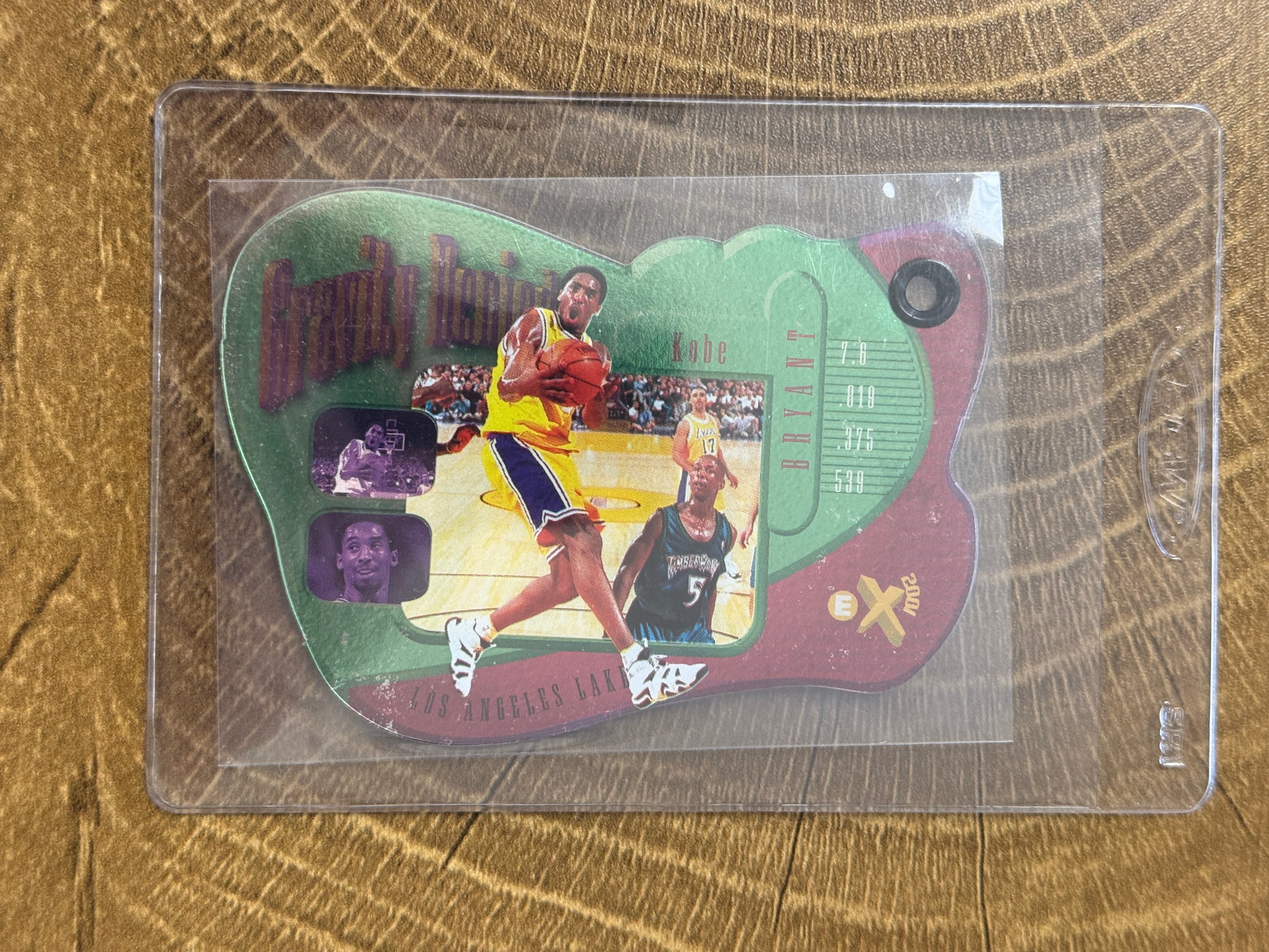 1997 Fleer E-X2001 Kobe Bryant Gravity Denied #4GD