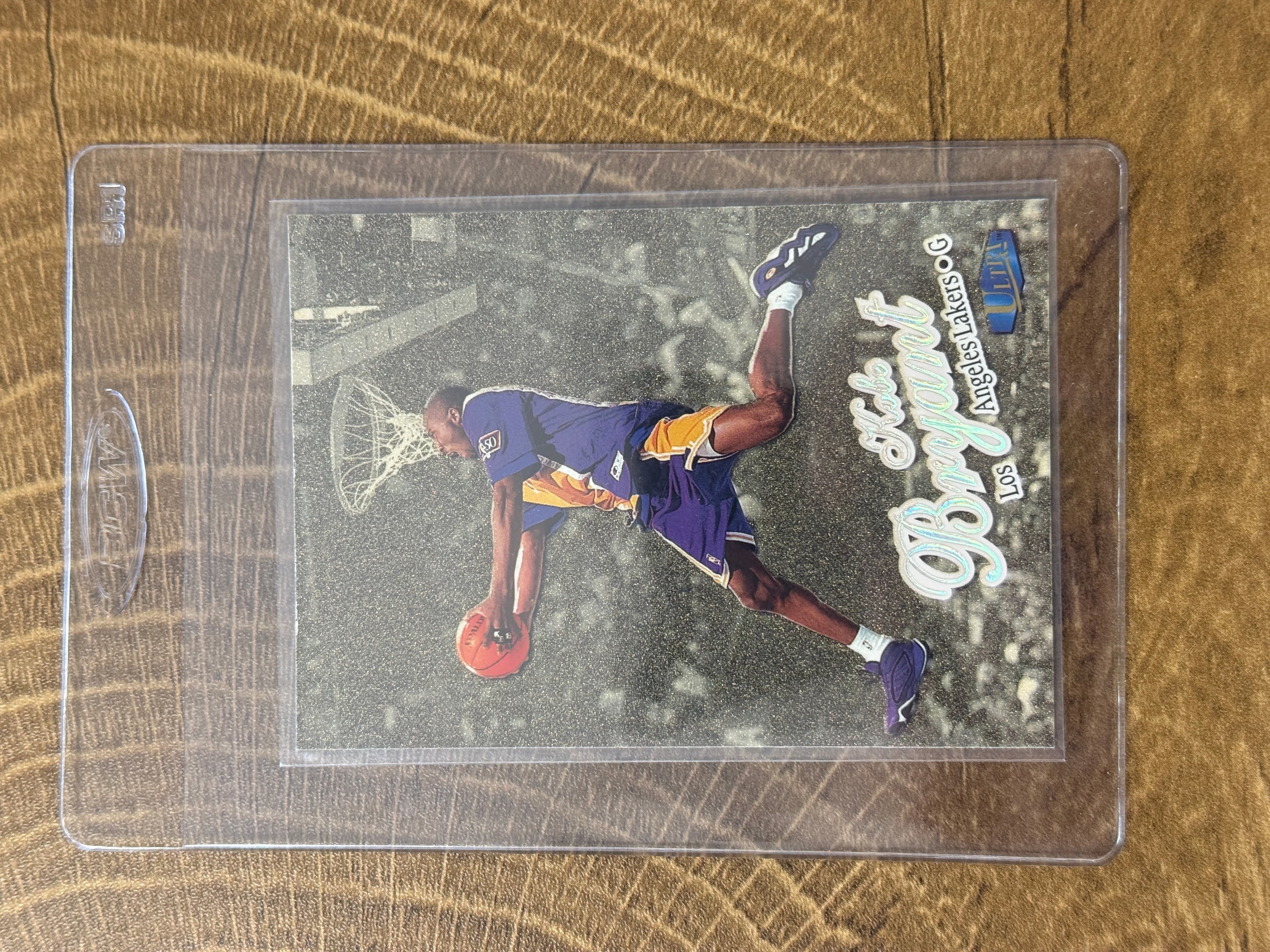 1997 Fleer Ultra Kobe Bryant Medallion #1G