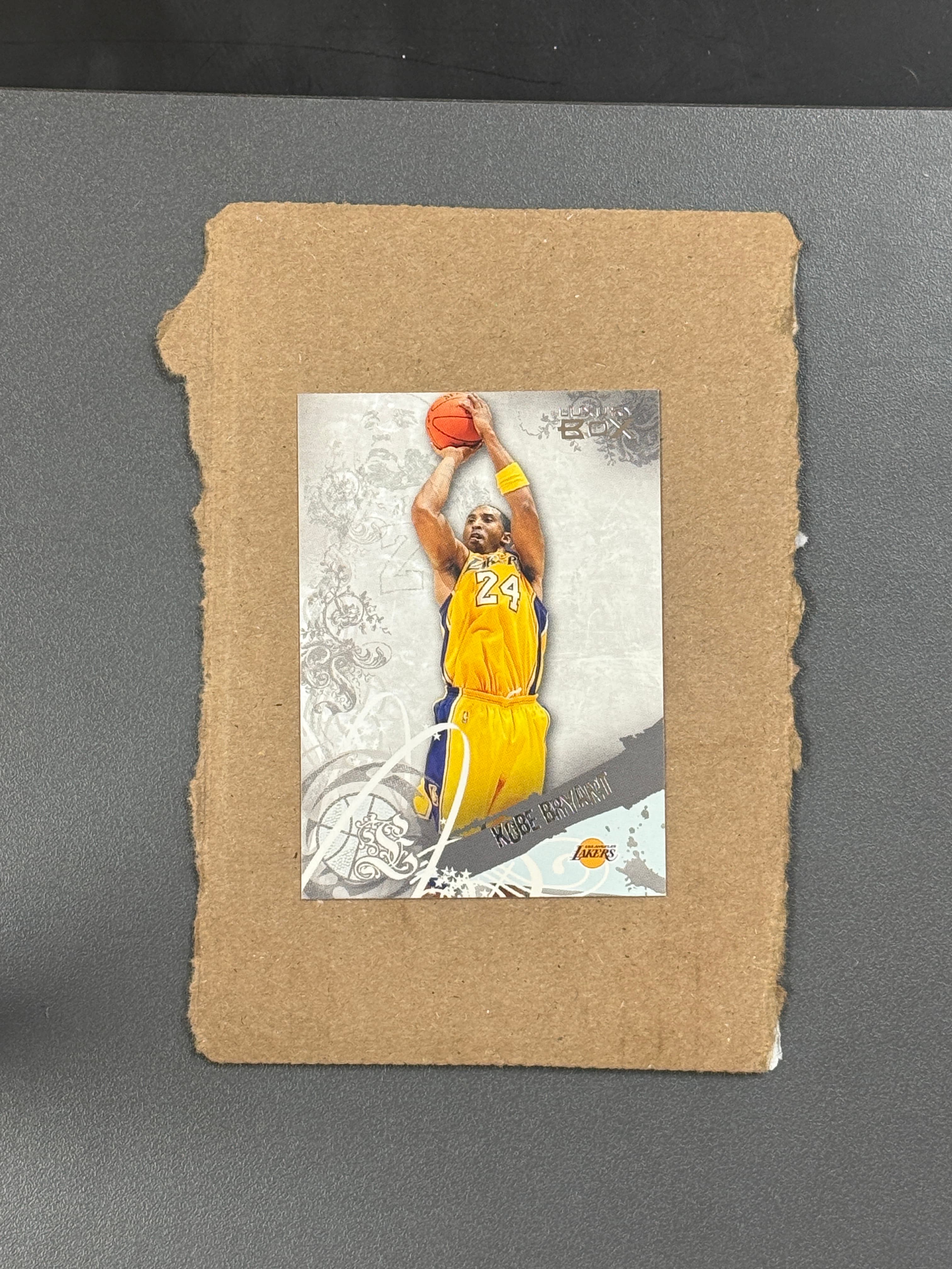 2007 Topps Luxury Box Kobe Bryant #24