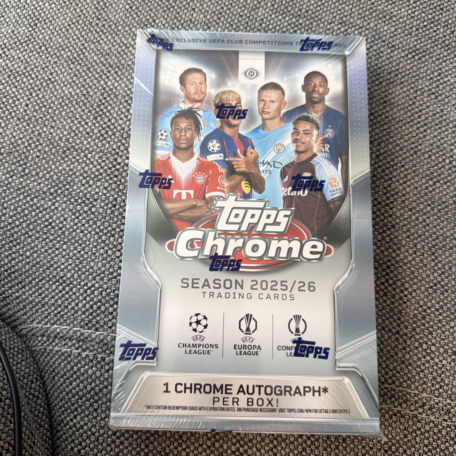 Topps Chrome UEFA Club Competitions 2025-26 Hobby Box - In Hand