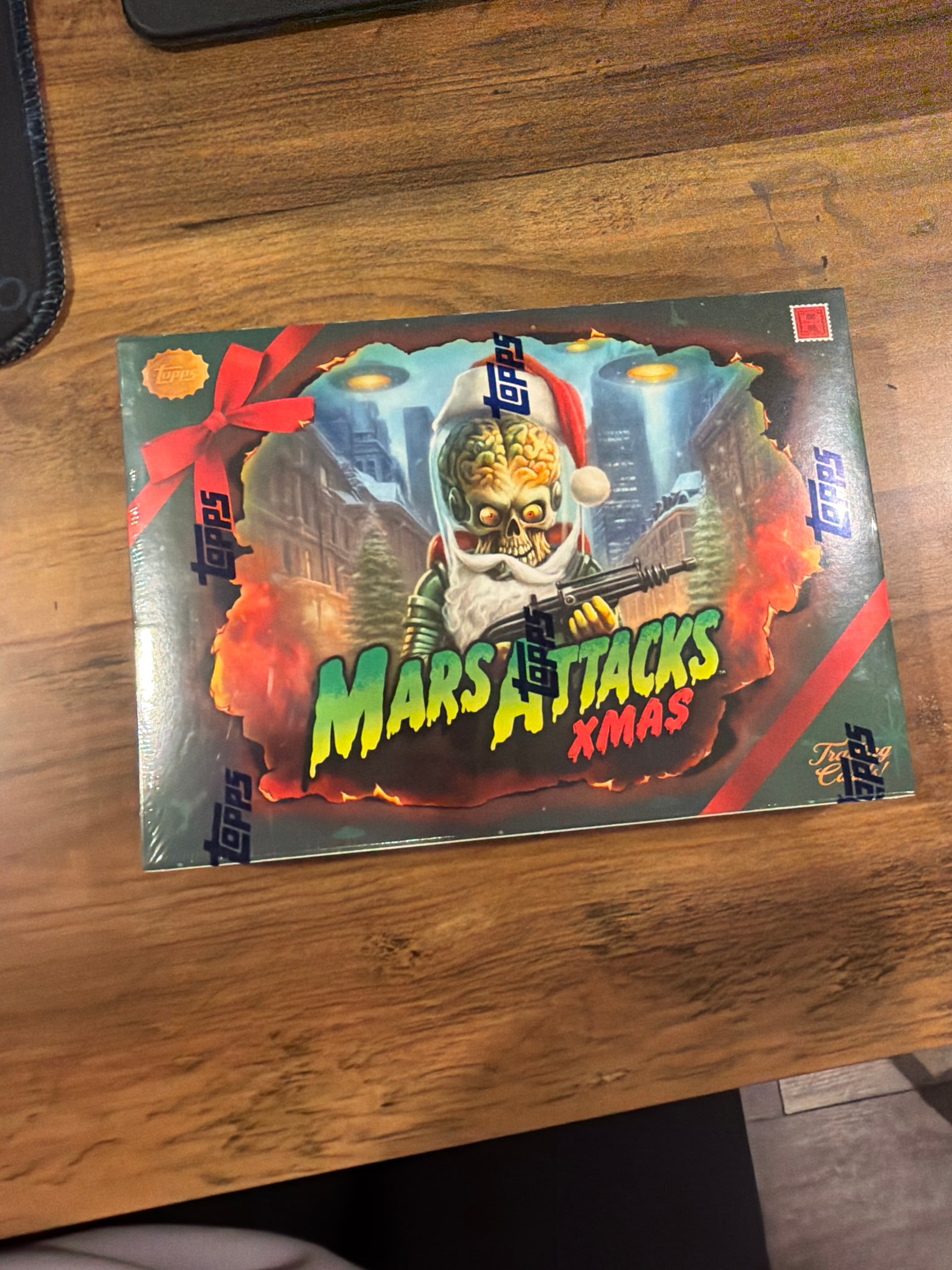 2026 Topps Mars Attacks Xmas Box